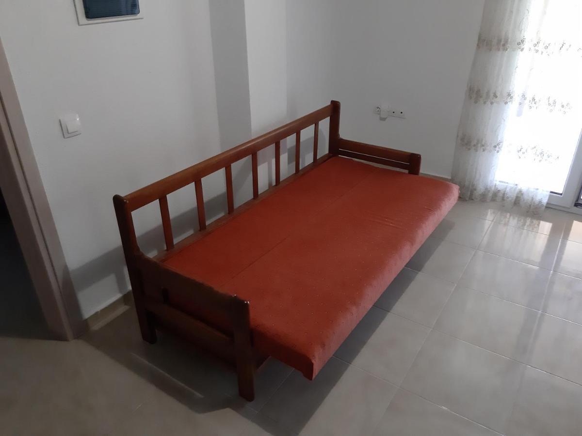 Maria Lemoni Swimming Pool Apartment เนอา สกีโอนี ภายนอก รูปภาพ