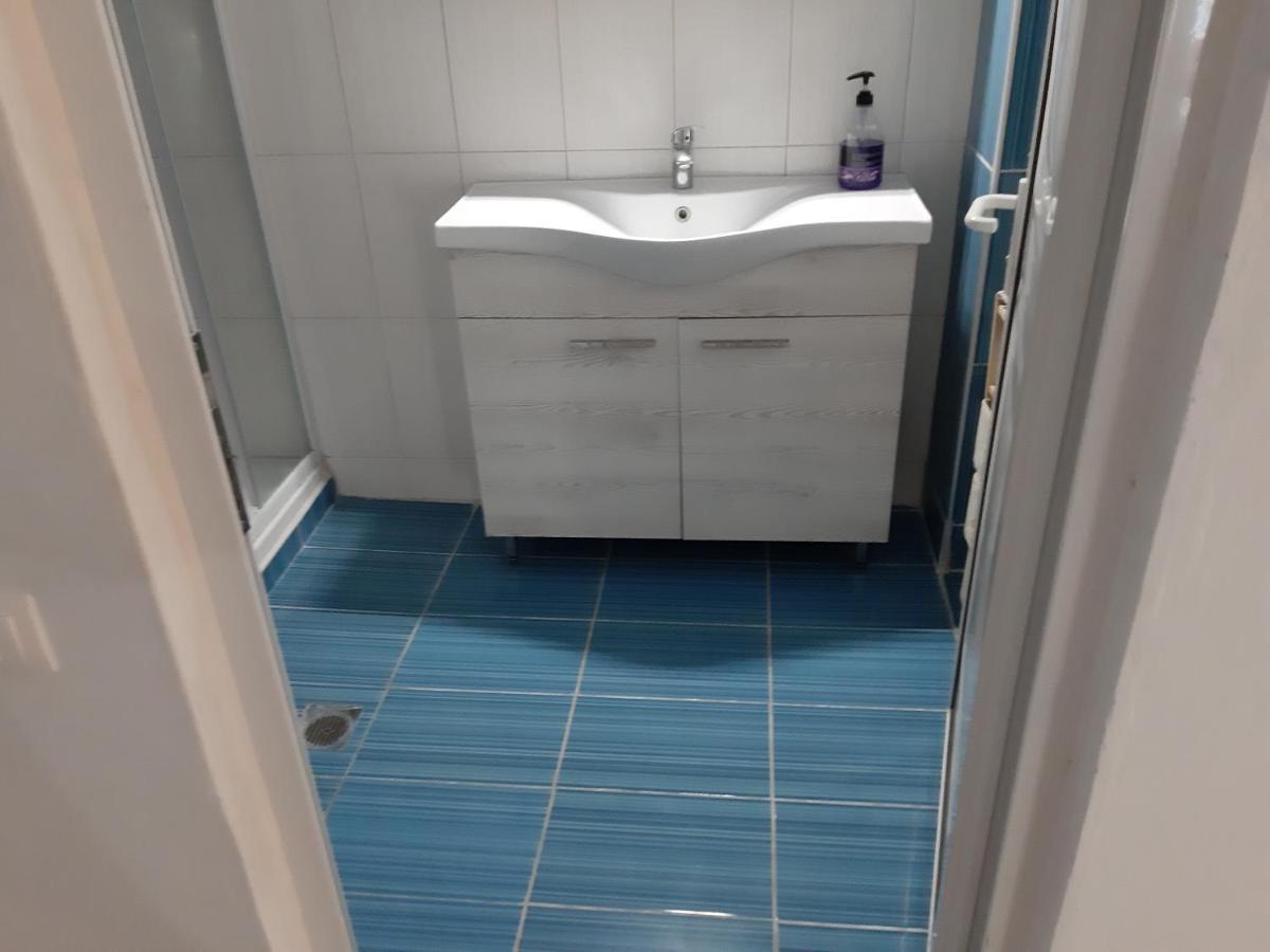 Maria Lemoni Swimming Pool Apartment เนอา สกีโอนี ภายนอก รูปภาพ