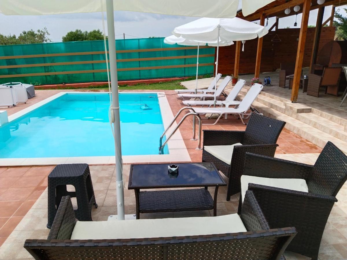 Maria Lemoni Swimming Pool Apartment เนอา สกีโอนี ภายนอก รูปภาพ