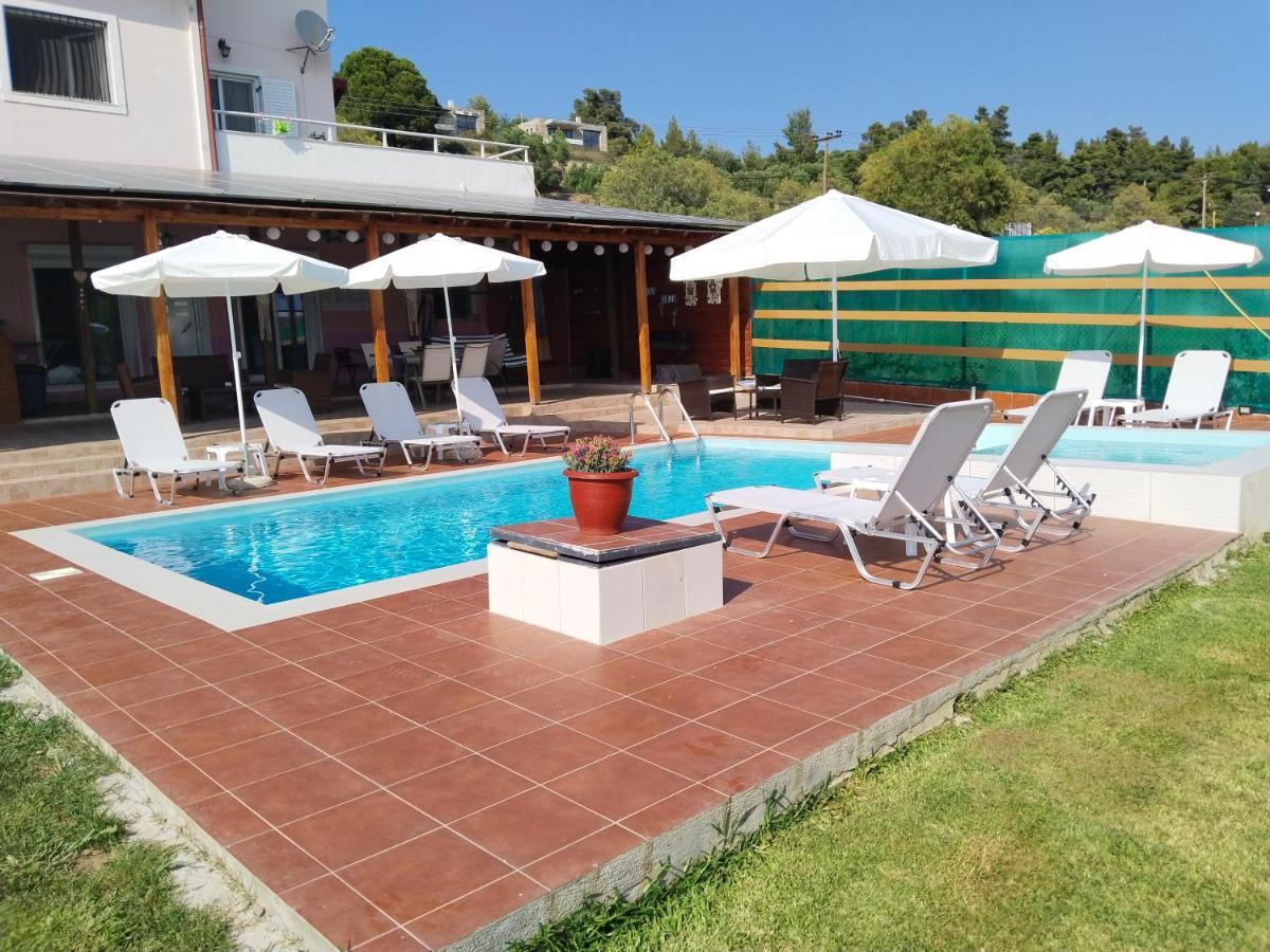 Maria Lemoni Swimming Pool Apartment เนอา สกีโอนี ภายนอก รูปภาพ