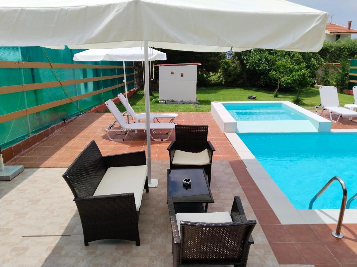 Maria Lemoni Swimming Pool Apartment เนอา สกีโอนี ภายนอก รูปภาพ