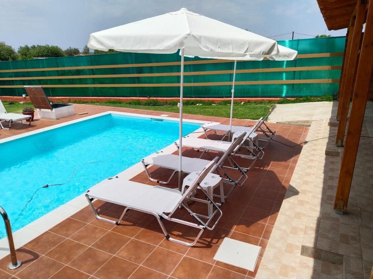 Maria Lemoni Swimming Pool Apartment เนอา สกีโอนี ภายนอก รูปภาพ